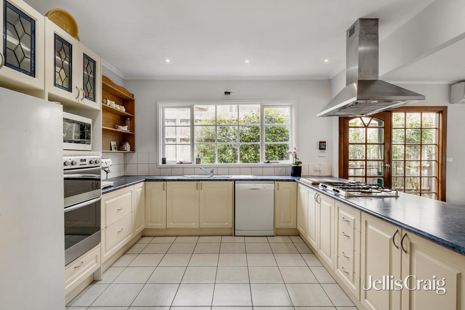 27 Nash Road, Box&nbsp;Hill&nbsp;South image 3