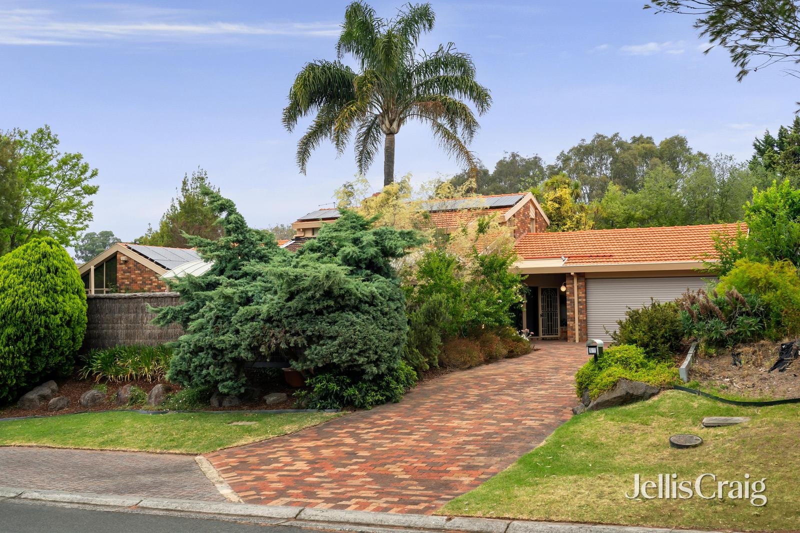 27 Niland Rise, Templestowe image 1
