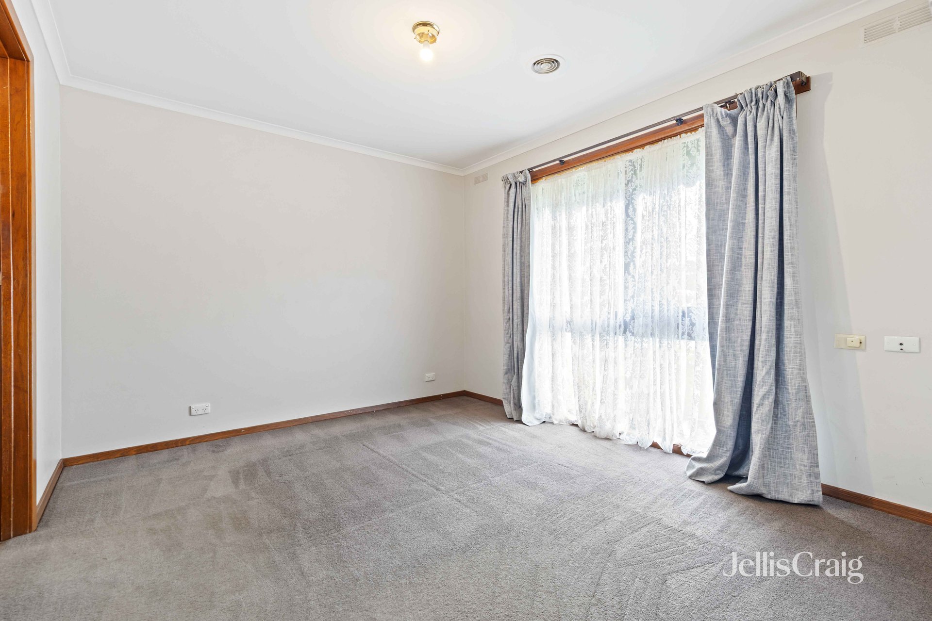 27 Ningana Street, Alfredton image 5