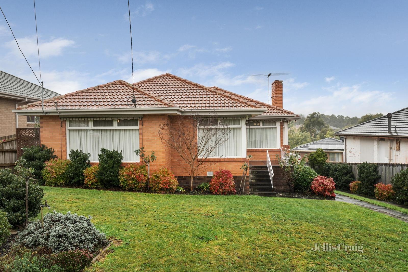 27 Norfolk Circuit, Doncaster image 1