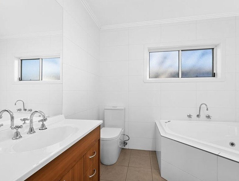 27 North Shore Road, Norlane image 4