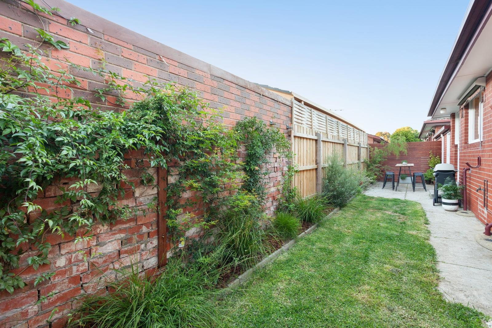 2/7 Oakleigh Road, Carnegie image 5