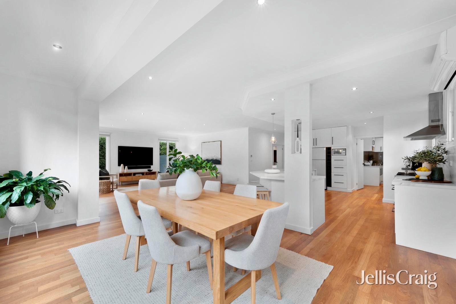 27 Owen Street, Mitcham image 8