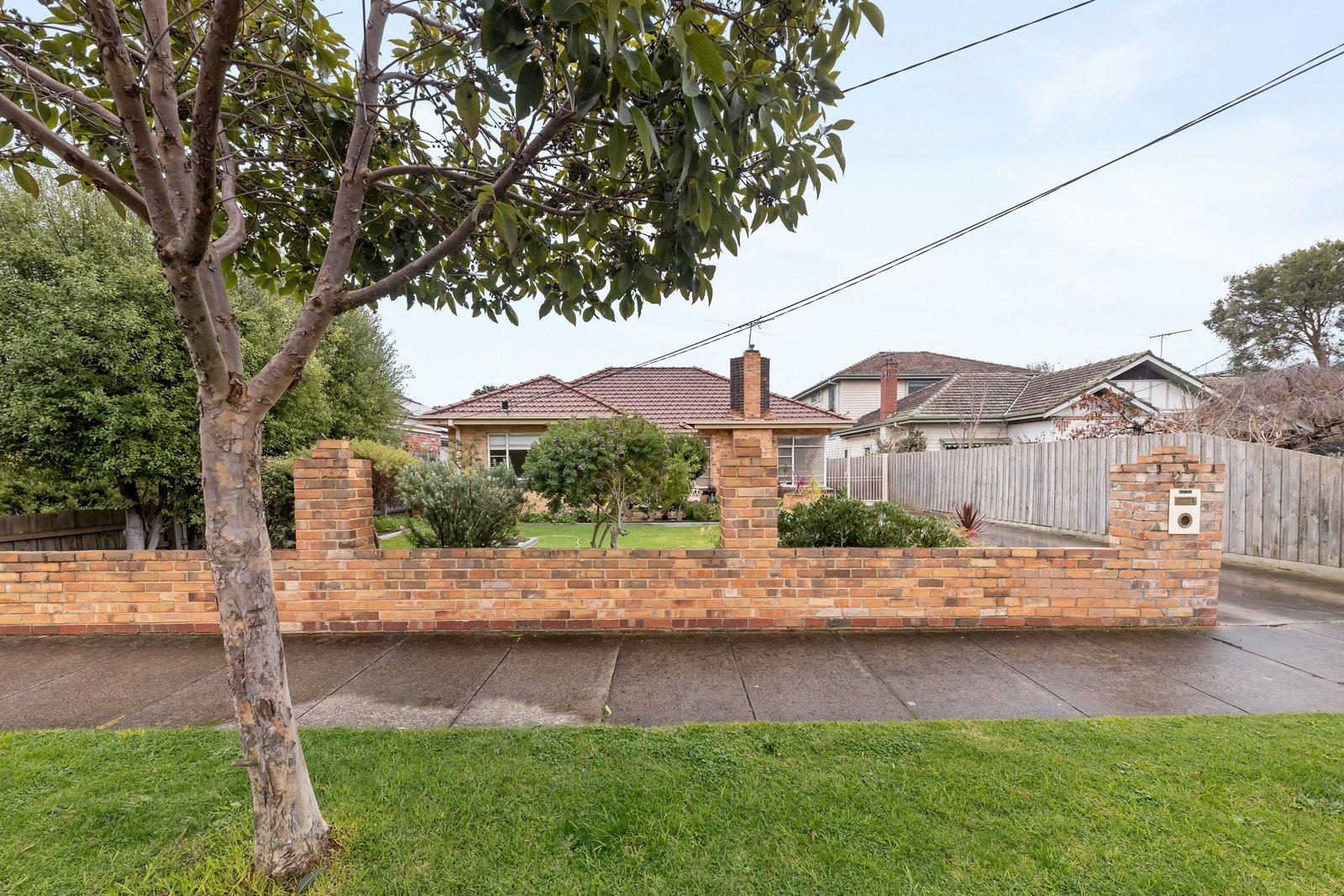 Property Gallery Thumbnail 11