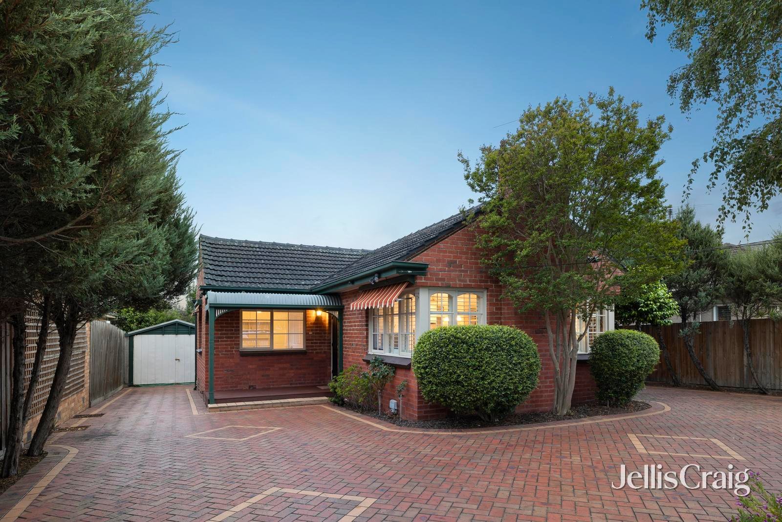 27 Purtell Street, Bentleigh East image 2