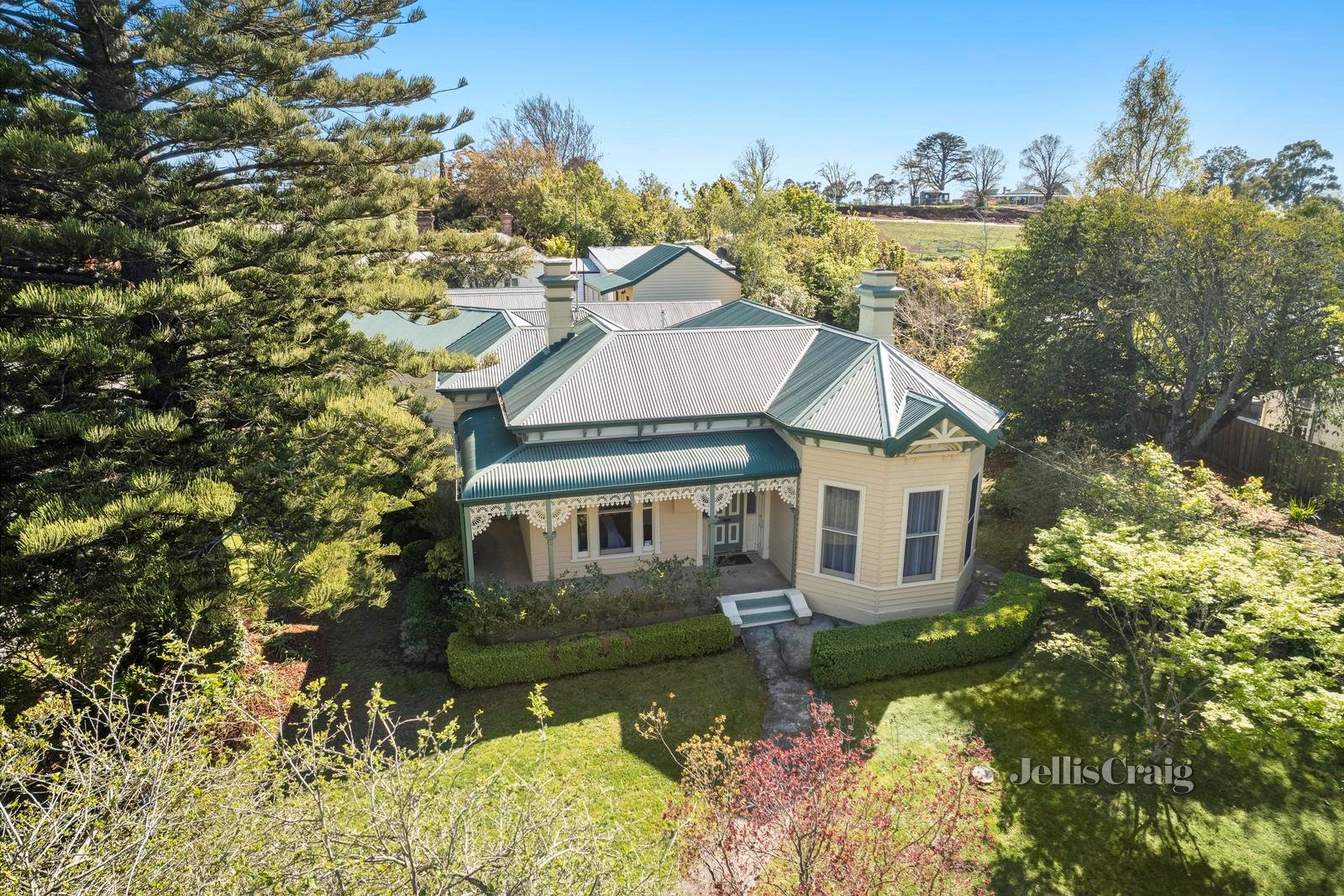 27 Raglan Street, Daylesford image 3