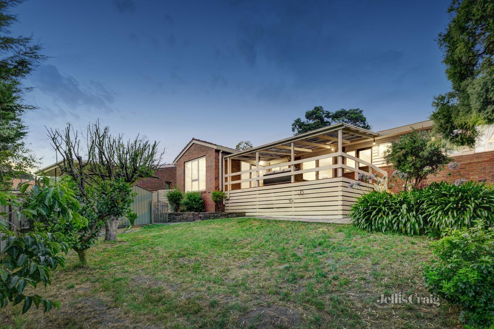 27 Red Plum Place, Doncaster East image 12