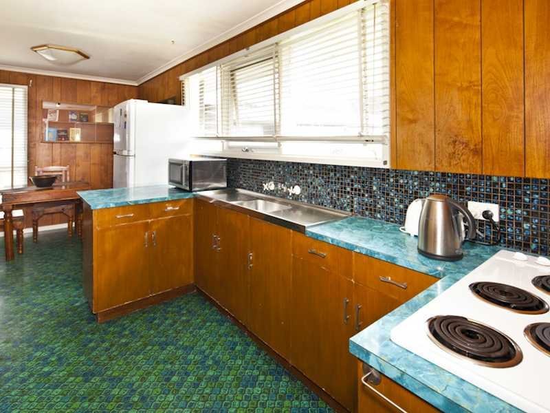 27 Regent Street, Whittington image 7