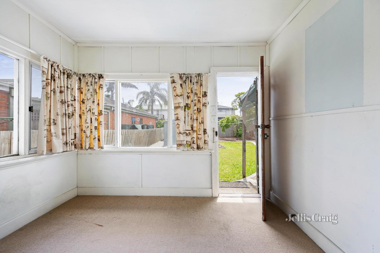 27 Renown Street, Bentleigh image 6