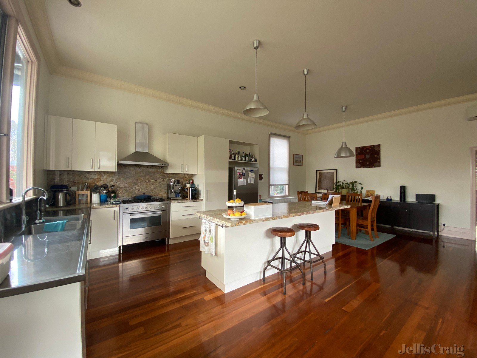 27 Richards Street, Coburg image 1