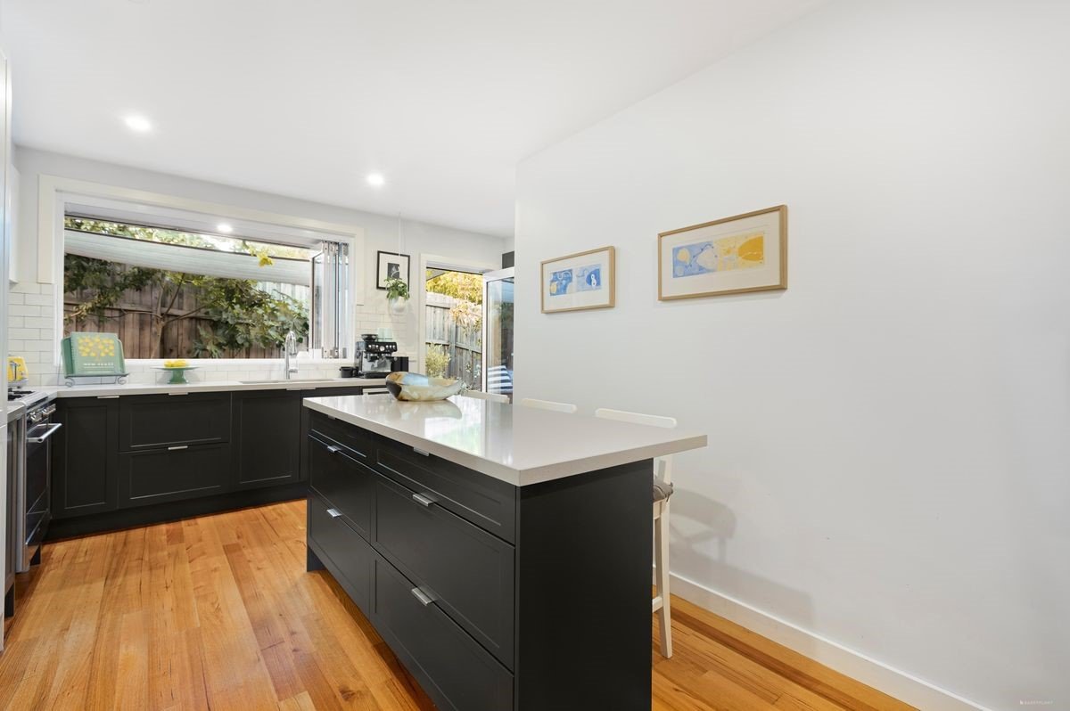 2/7 Rill Street, Heidelberg image 4