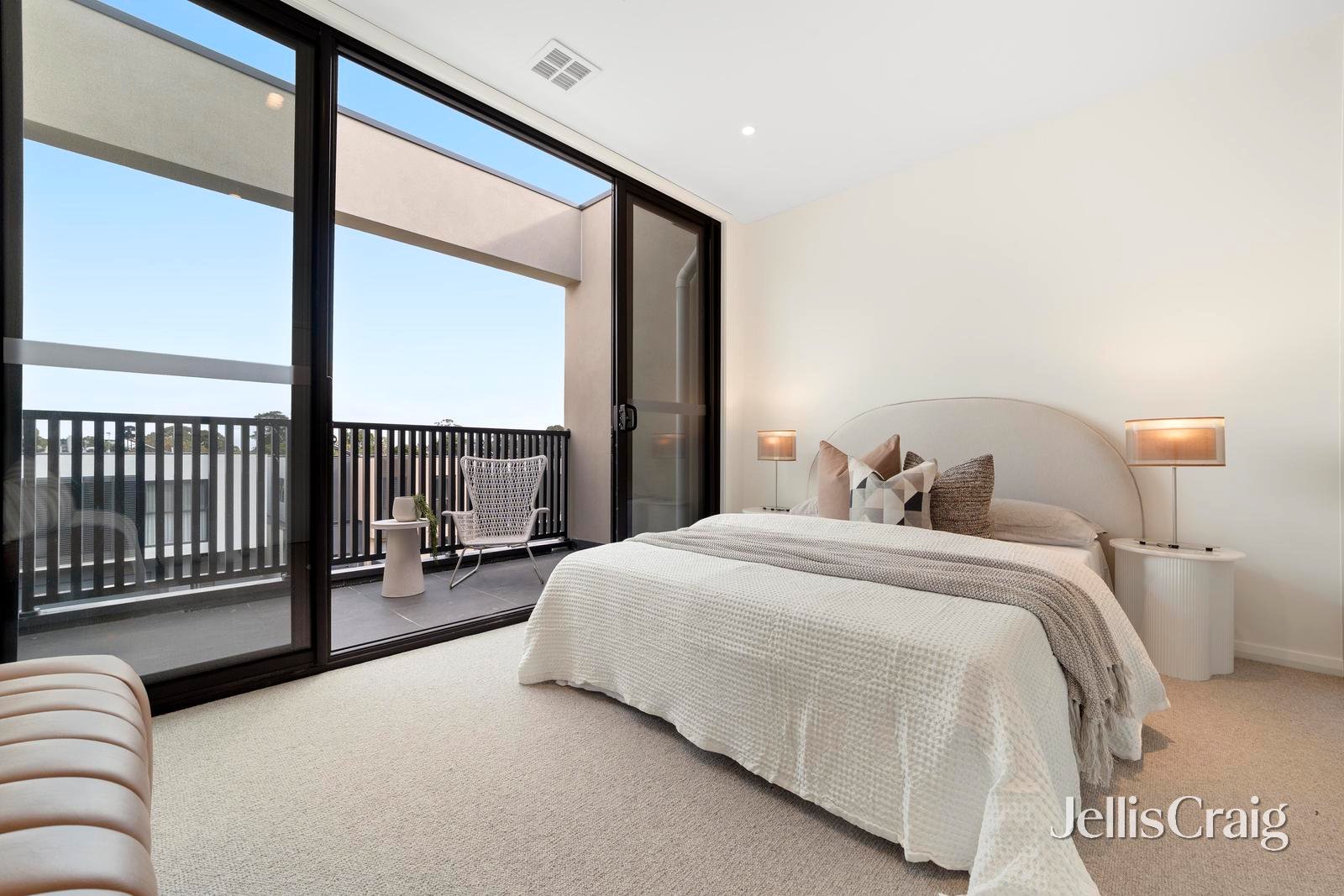 27 Robertson Road, Nunawading image 6