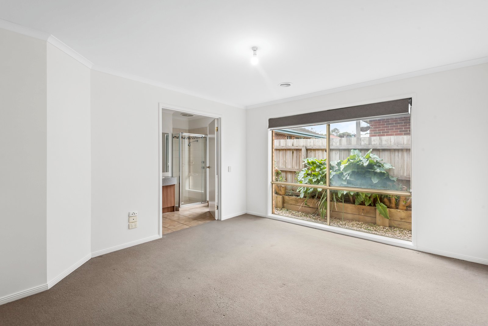 Property Gallery Thumbnail 4