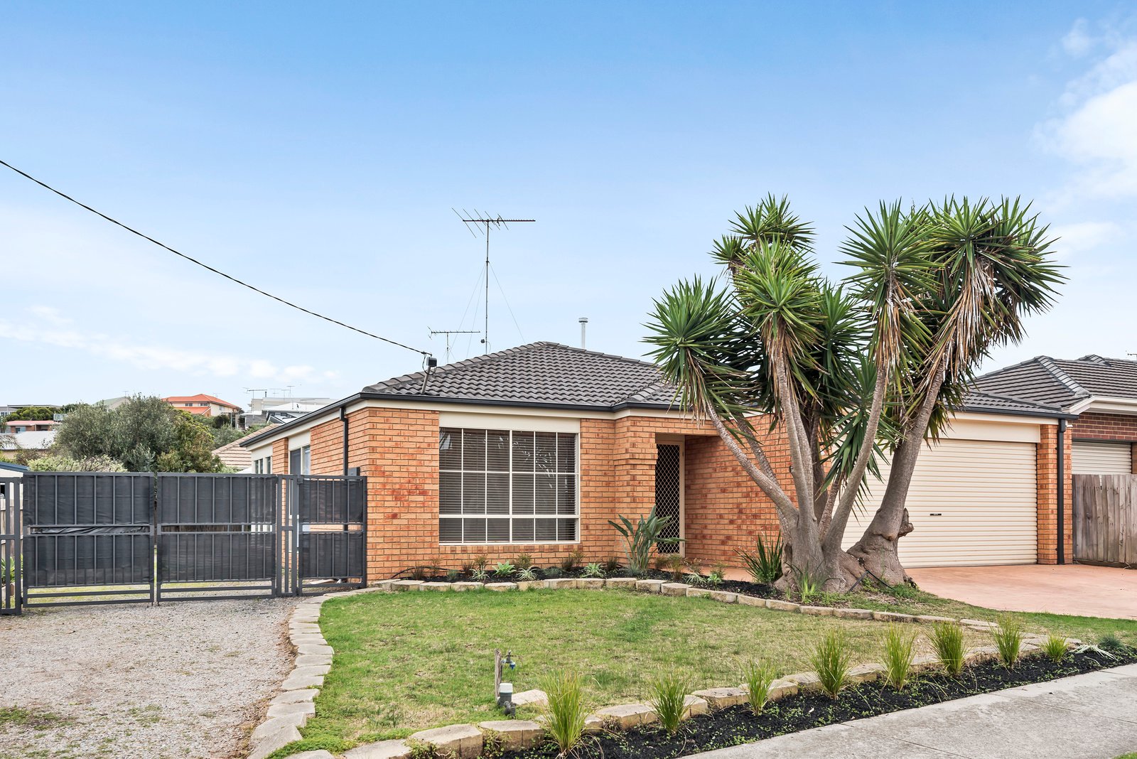 Property Gallery - Main Image