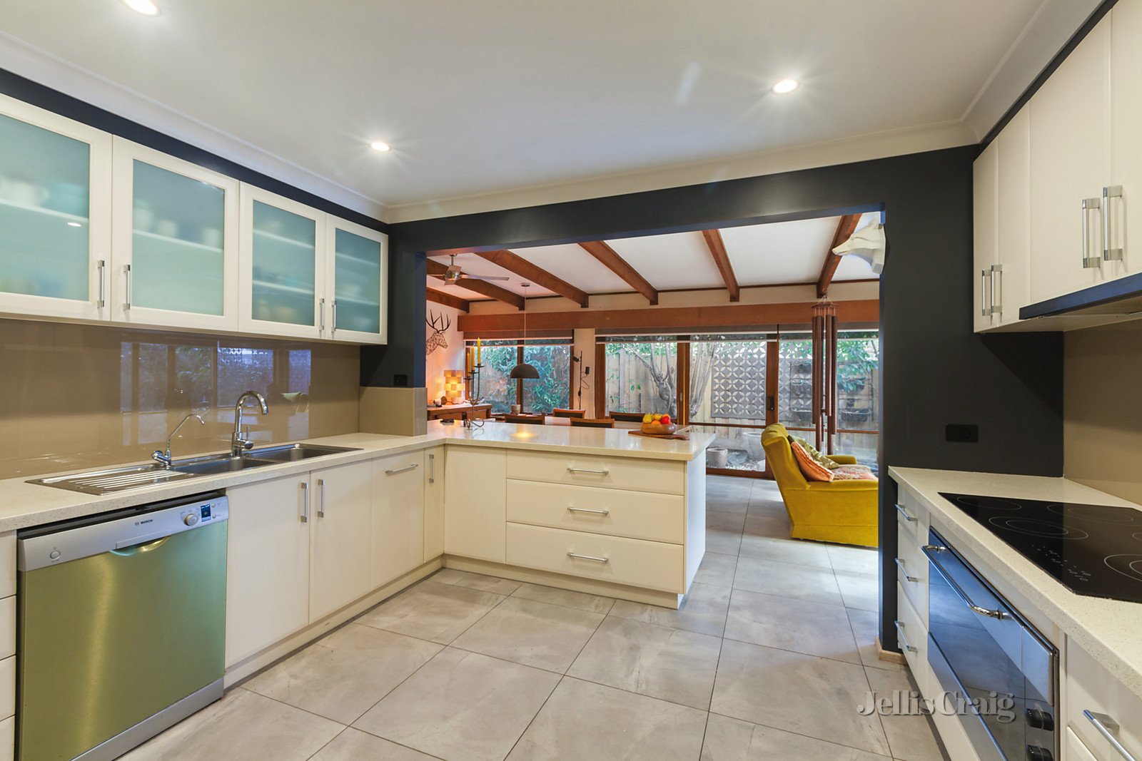 27 Rodney Drive, Woodend image 3