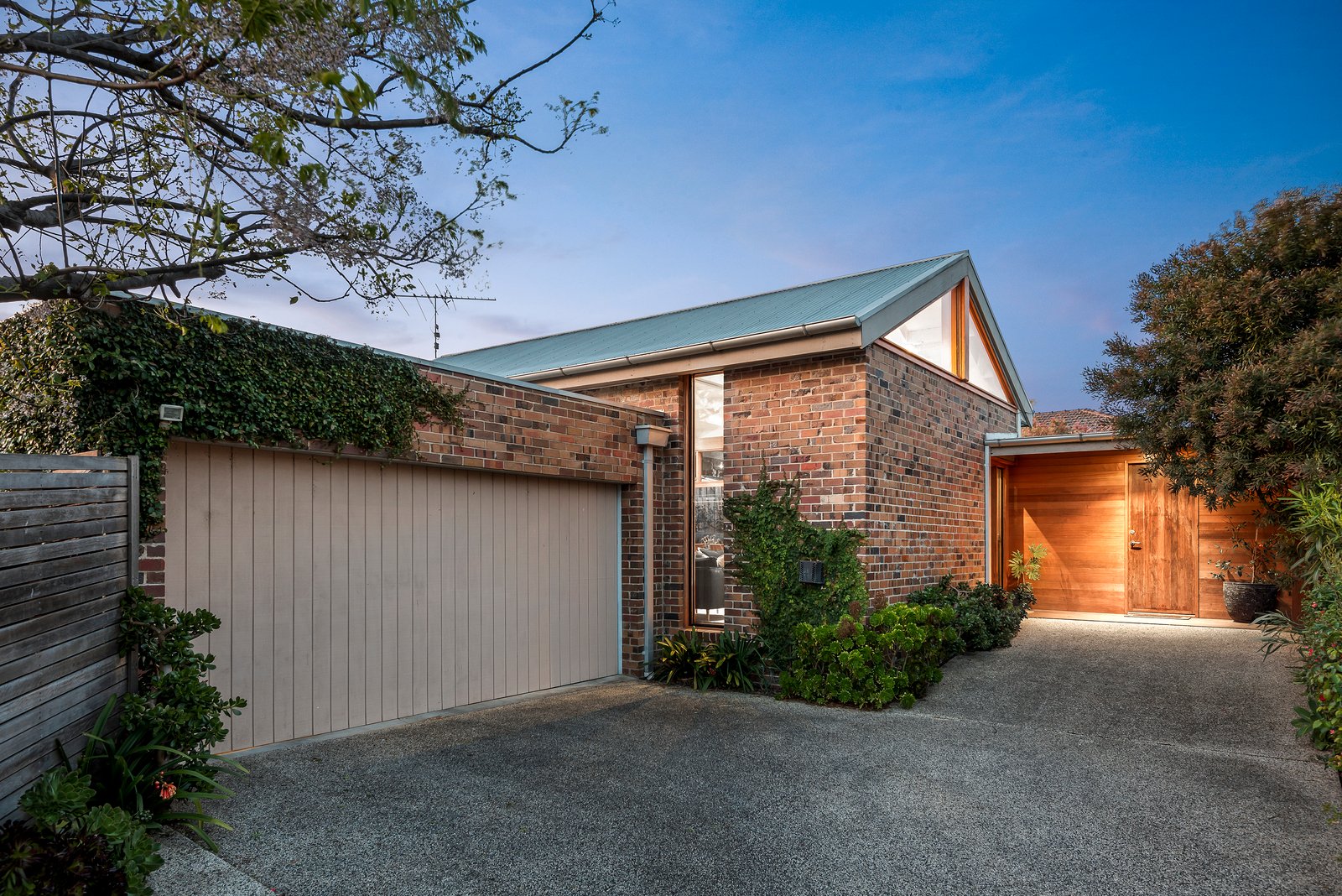 Property Gallery Thumbnail 2