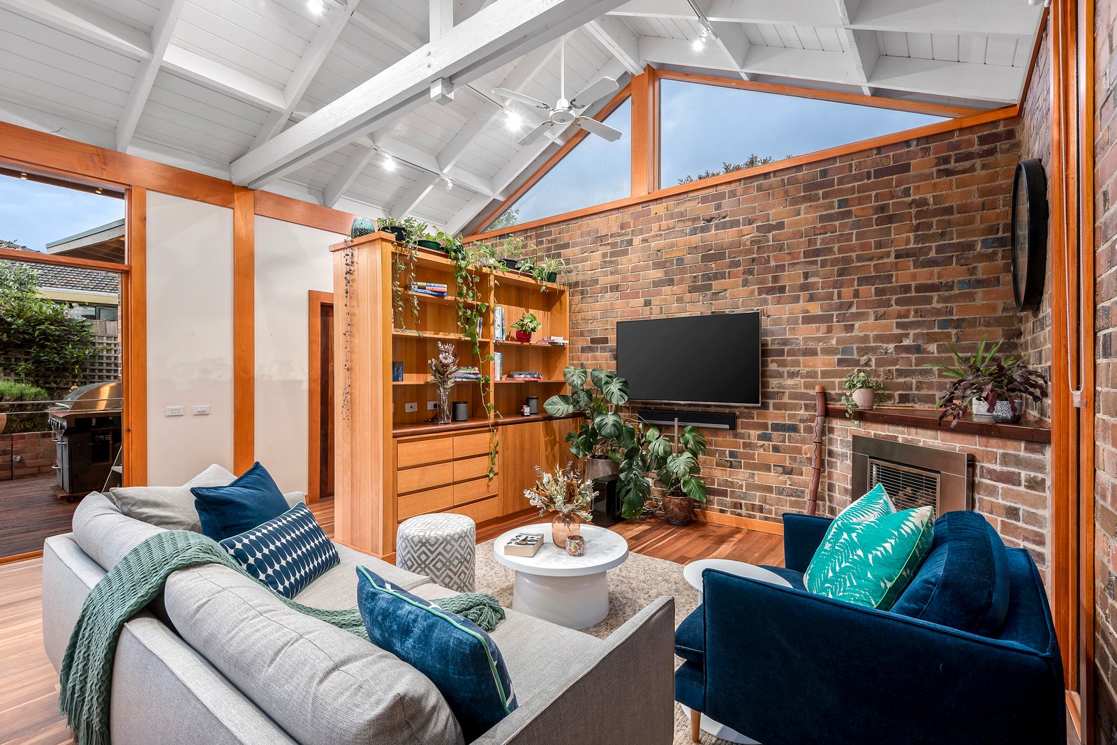 Property Gallery Thumbnail 14