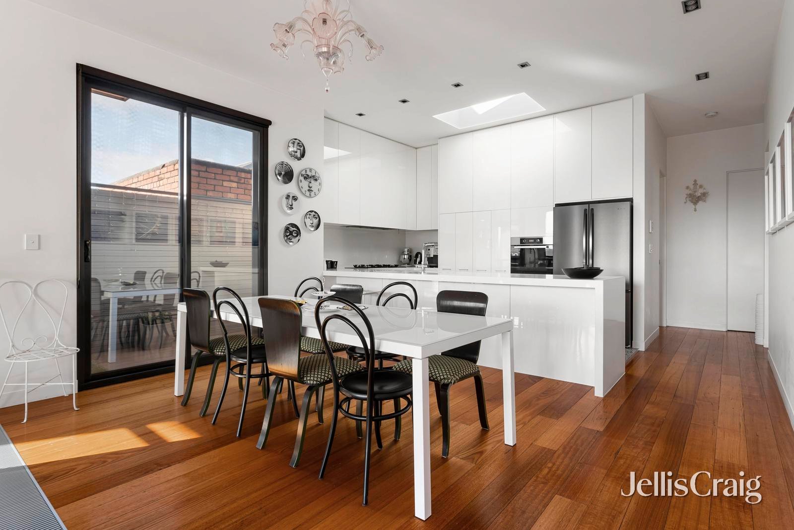 27 Sackville Street, Collingwood image 3