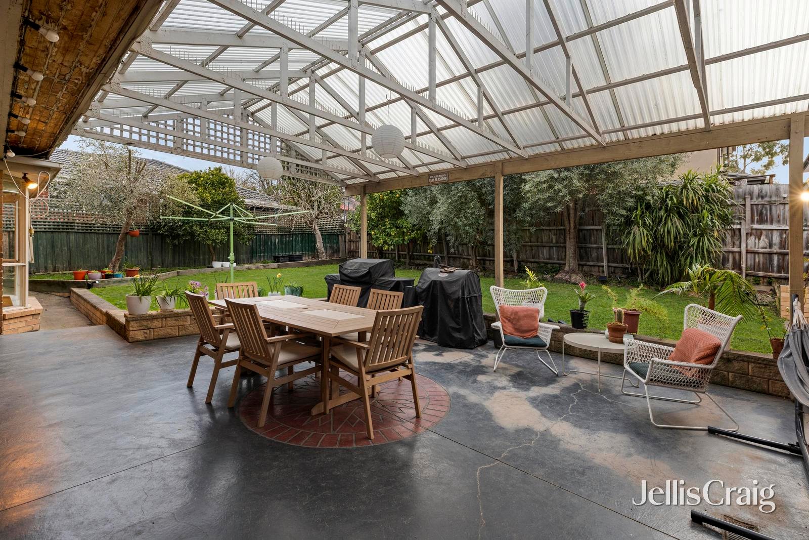 27 Saint Clair Crescent, Mount&nbsp;Waverley image 13