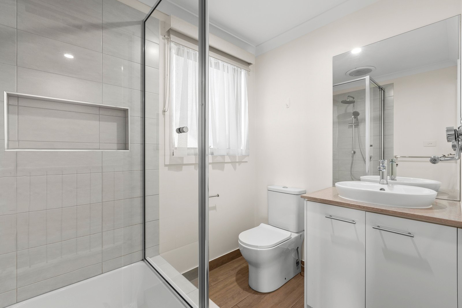 Property Gallery Thumbnail 4