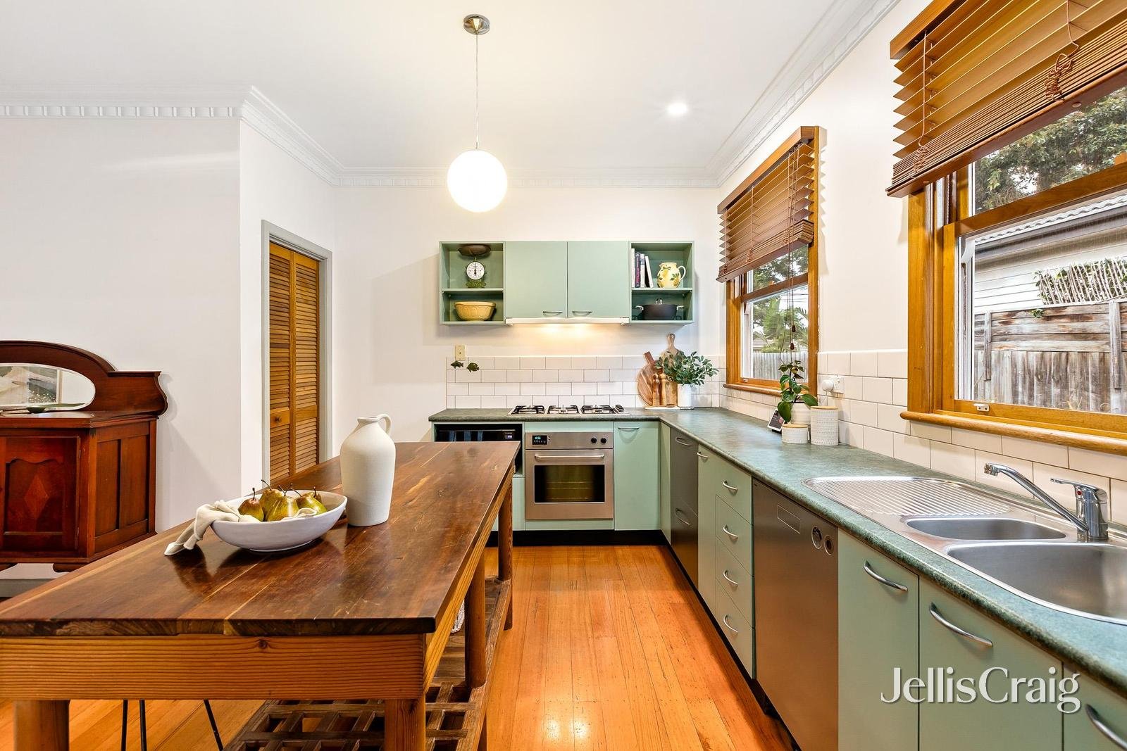 27 Sandford Street, Highett image 4