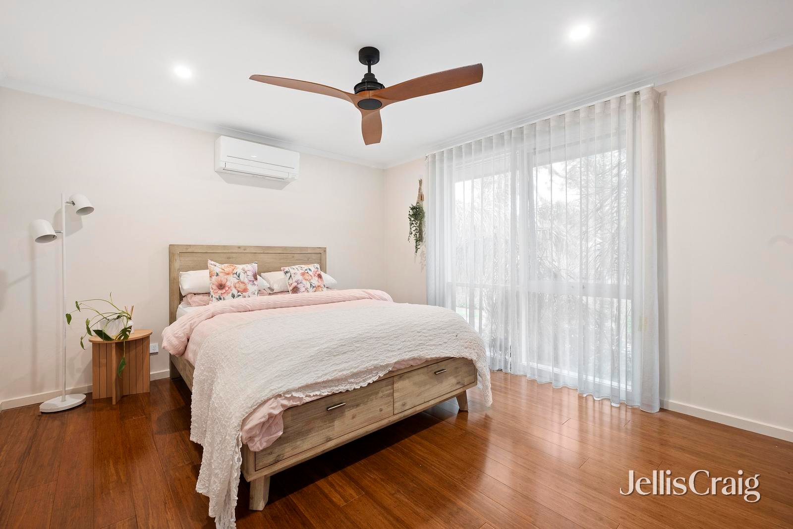 27 Savanna Drive, Mooroolbark image 11