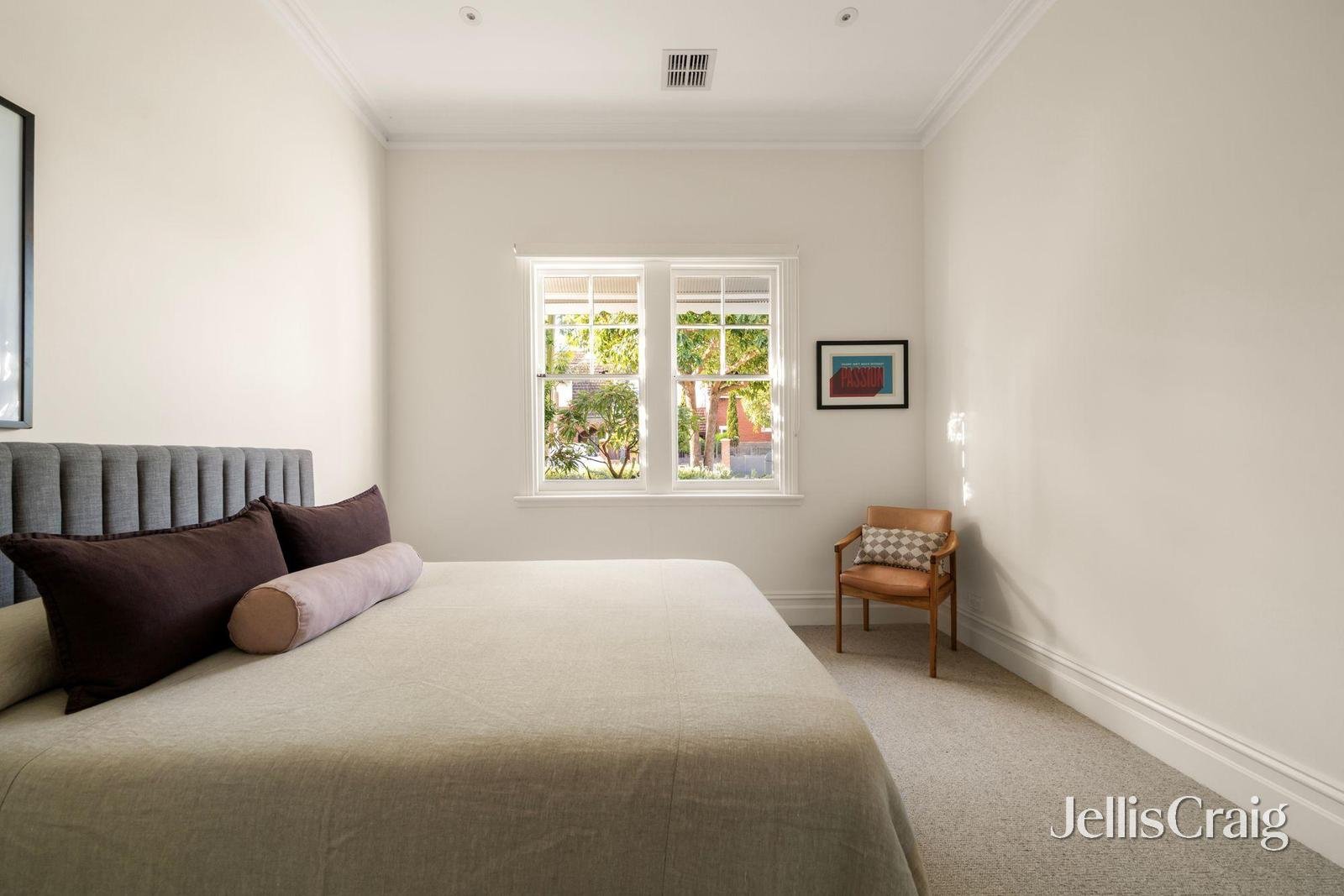 27 Shaftesbury Parade, Thornbury image 12