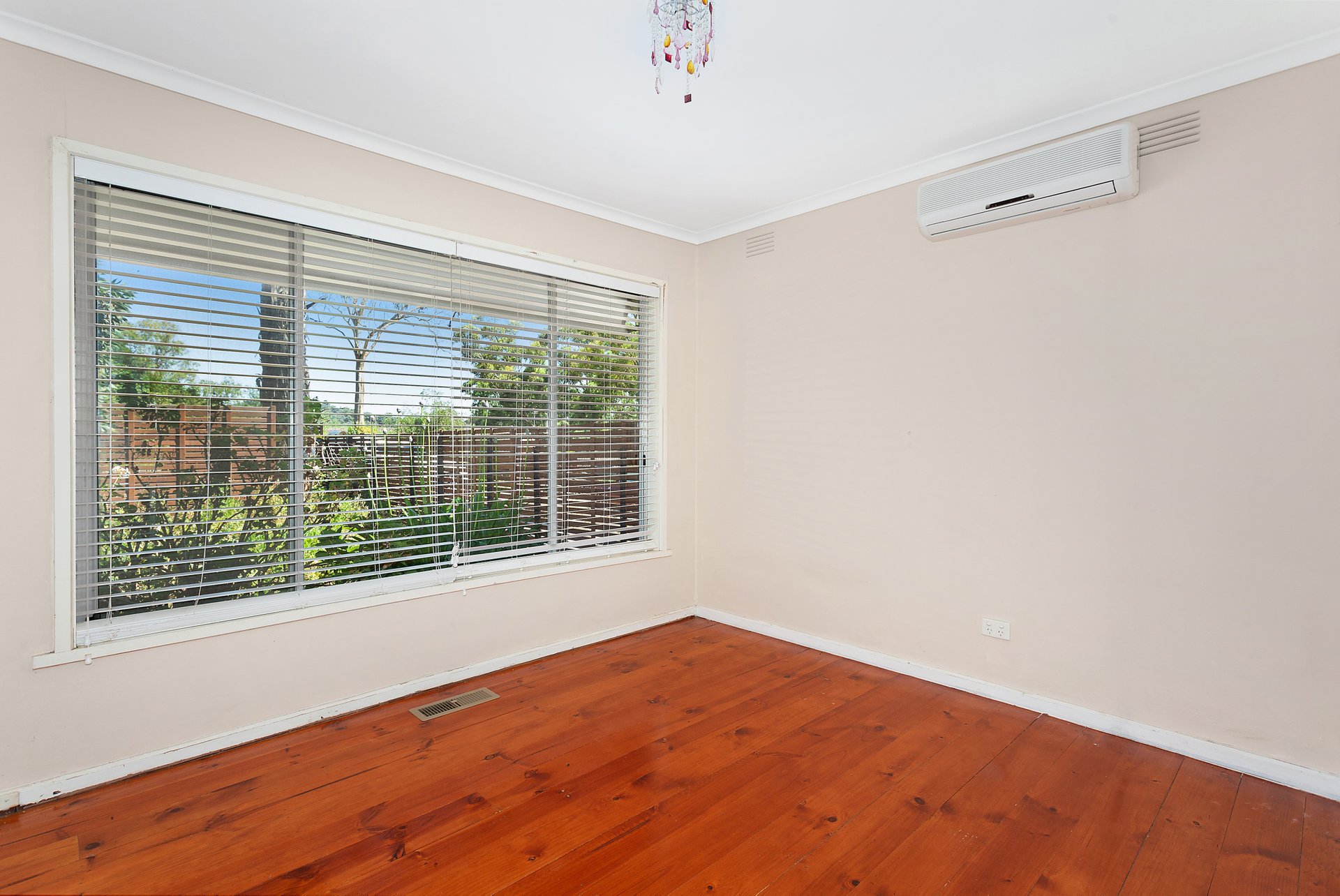 27 Shanklin Street, Hurstbridge image 6