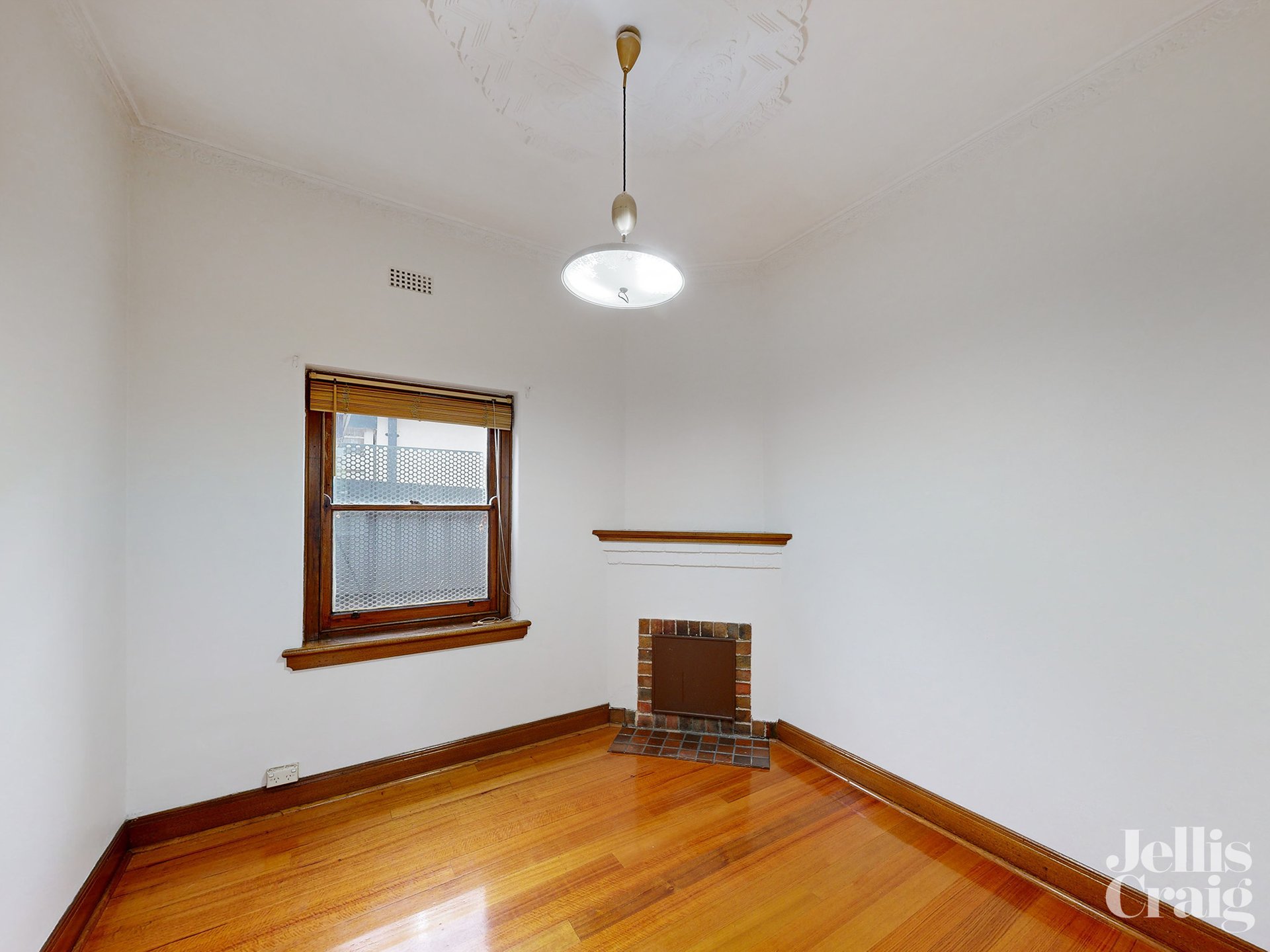 27 Smith Road, Camberwell image 6