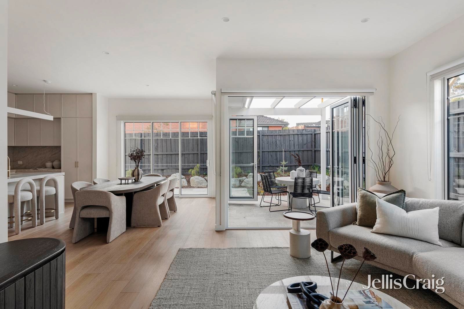 2/7 Springfield Street, Briar&nbsp;Hill image 4