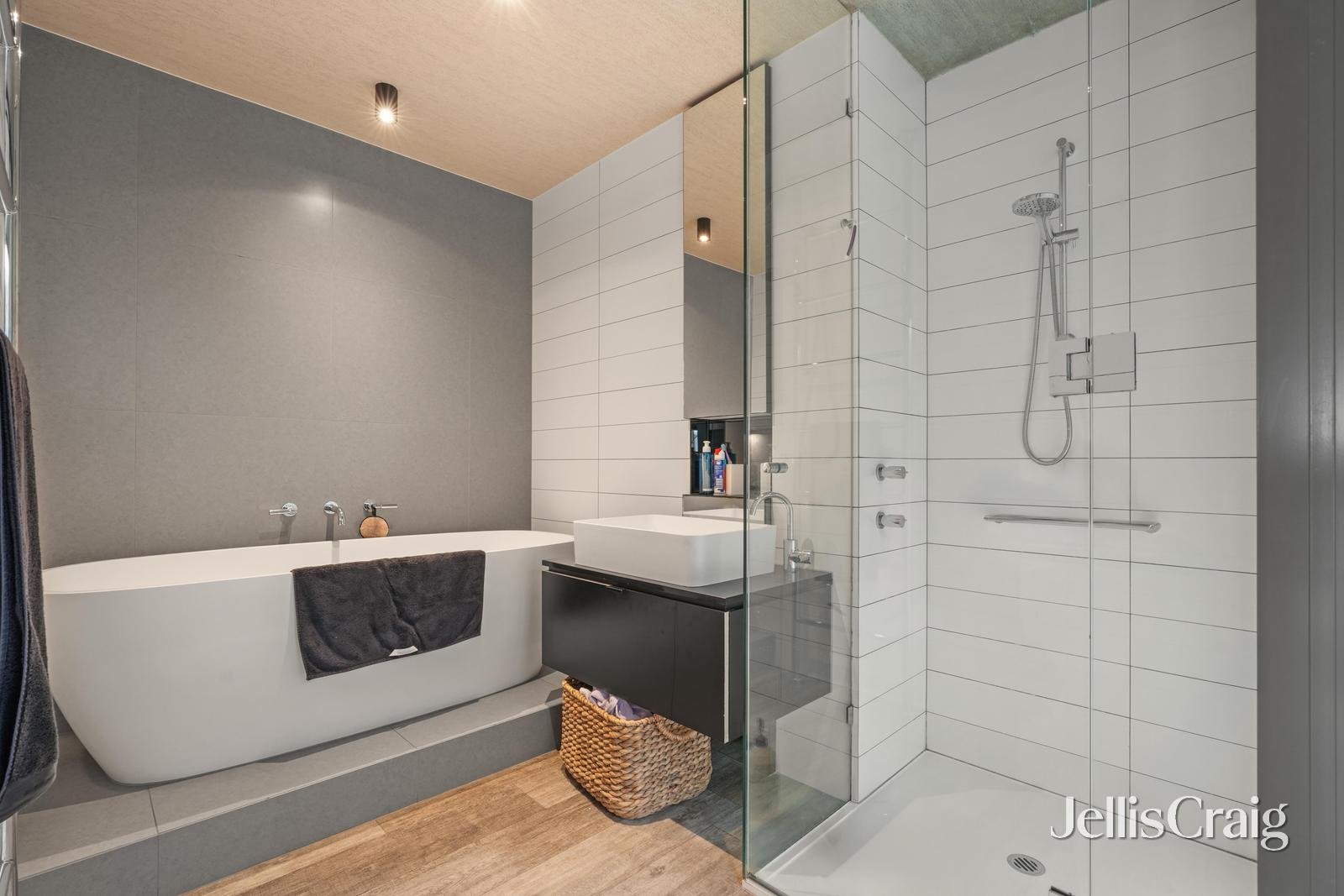 27 St Edmonds Road, Prahran image 6