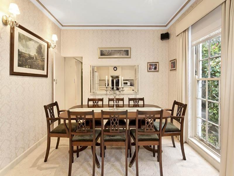 27 Stanley Grove, Canterbury image 3