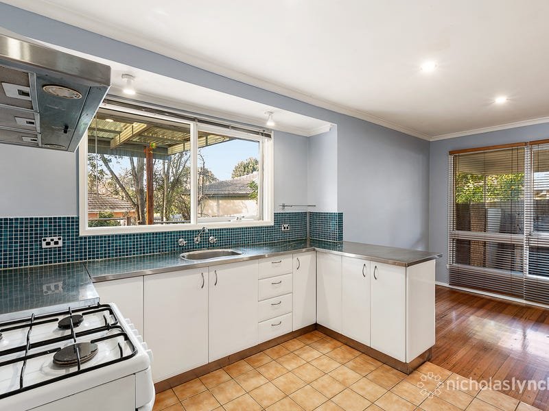 Property Gallery Thumbnail 3