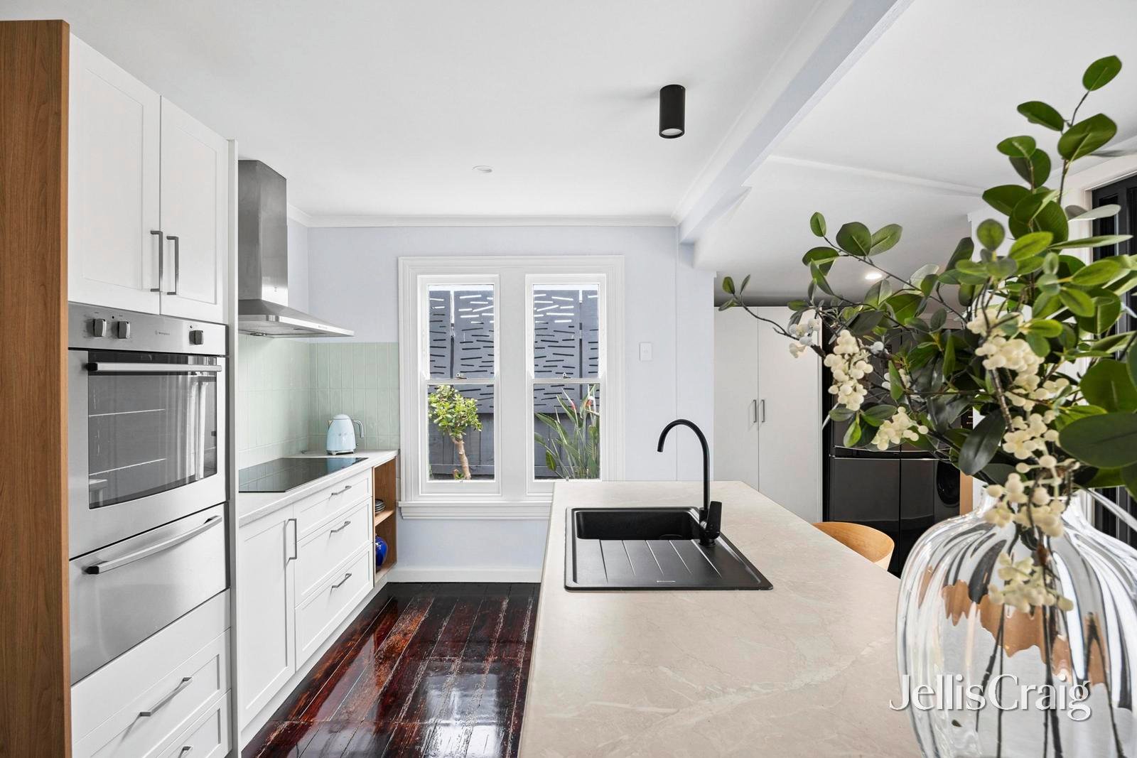 27 Stubbs Avenue, North Geelong image 3