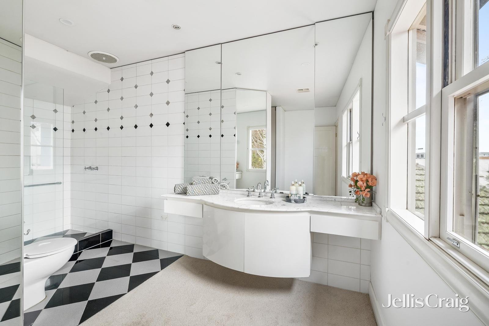 27 Swinburne Avenue, Hawthorn image 10