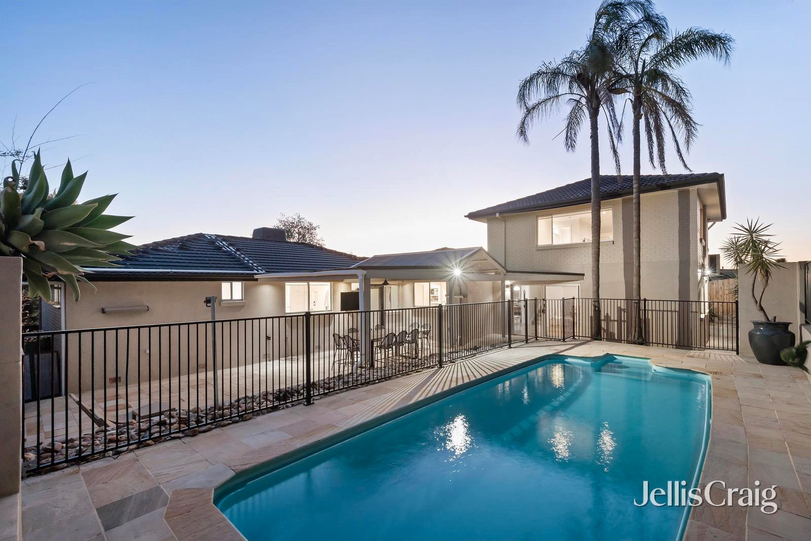 27 Swinburne Avenue, Mooroolbark image 1