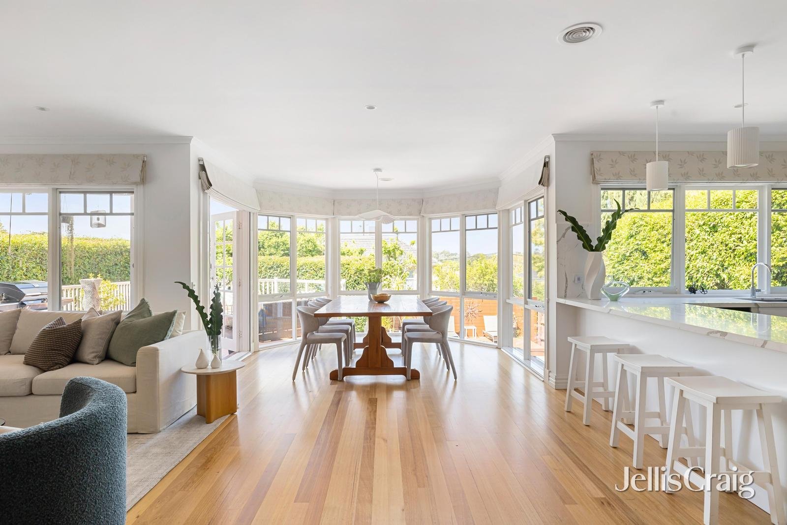 27 Sycamore Street, Camberwell image 3