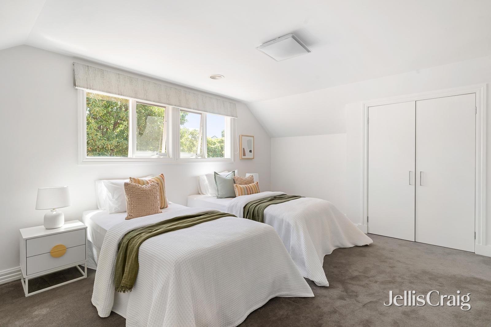 27 Sycamore Street, Camberwell image 10