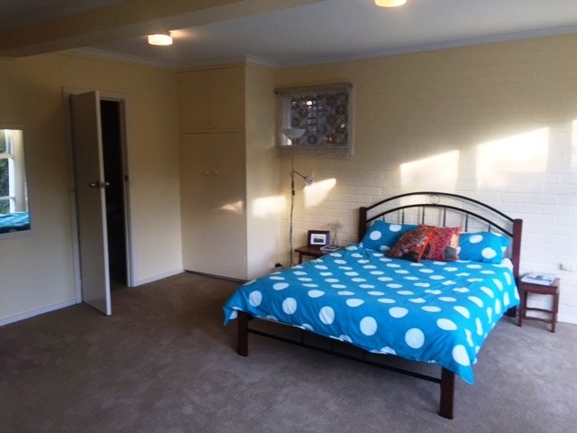 Property Gallery Thumbnail 6