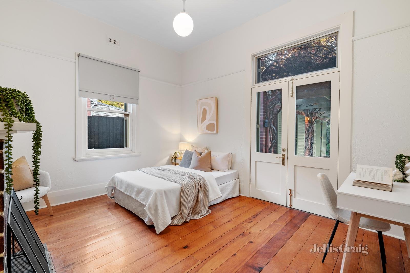 27 Torrington Street, Canterbury image 12