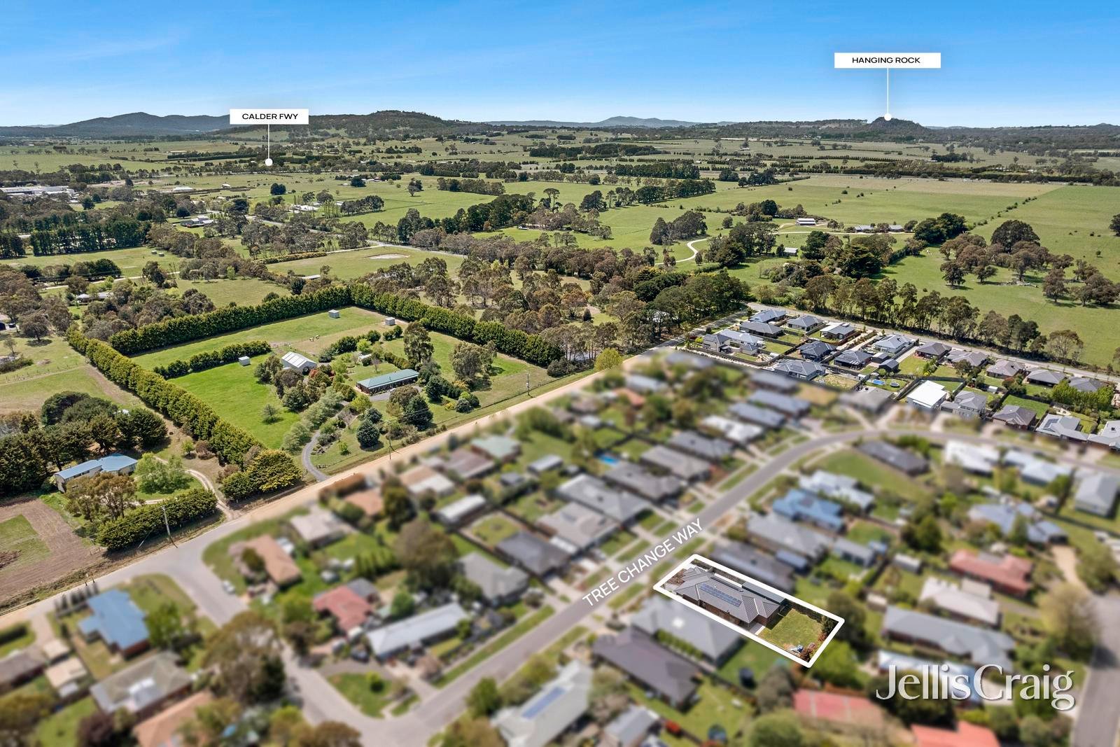 27 Tree Change Way, Woodend image 15