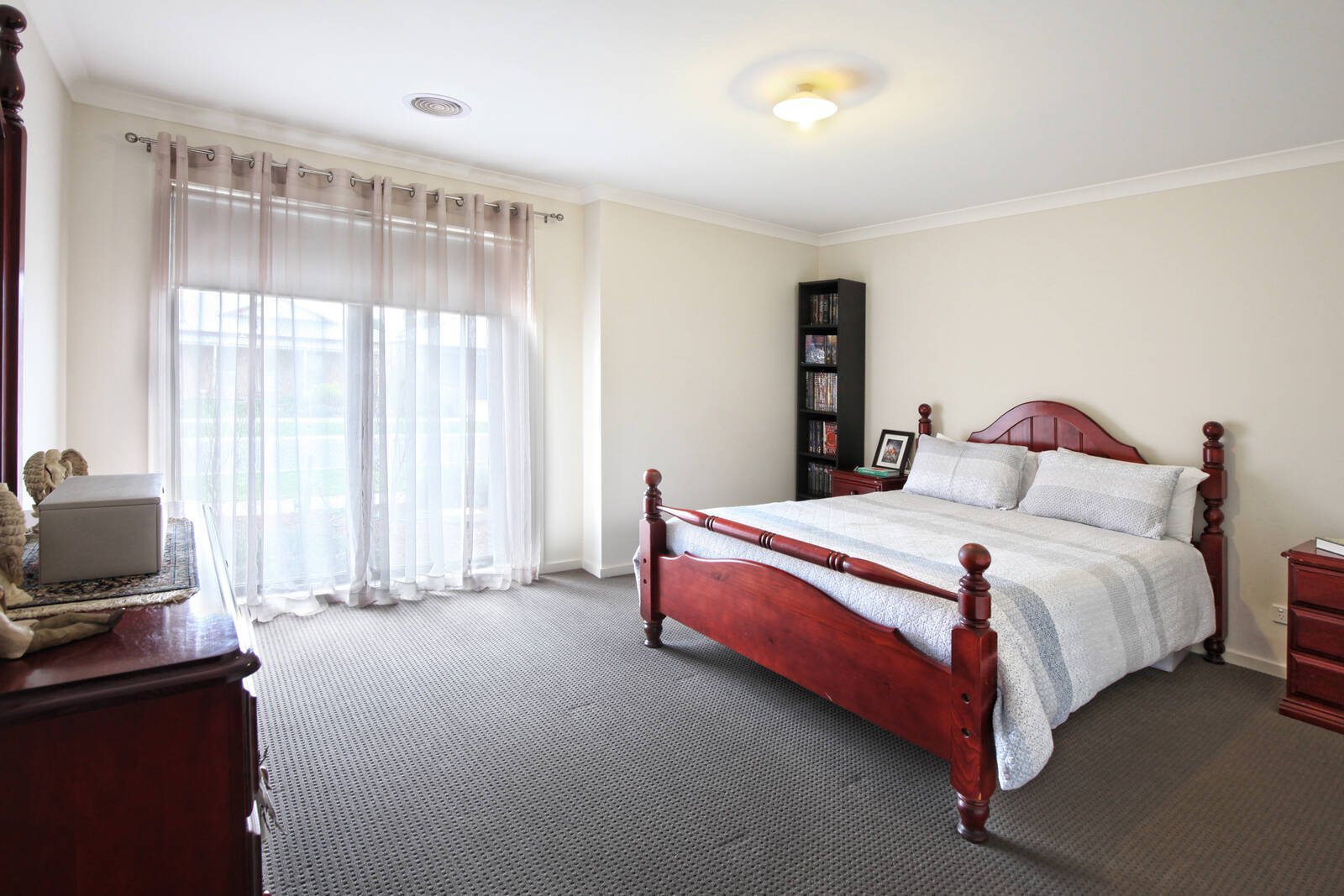 Property Gallery Thumbnail 7