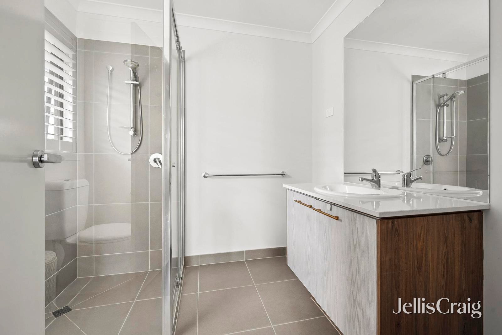27 Truffle Circuit, Mount Duneed image 7