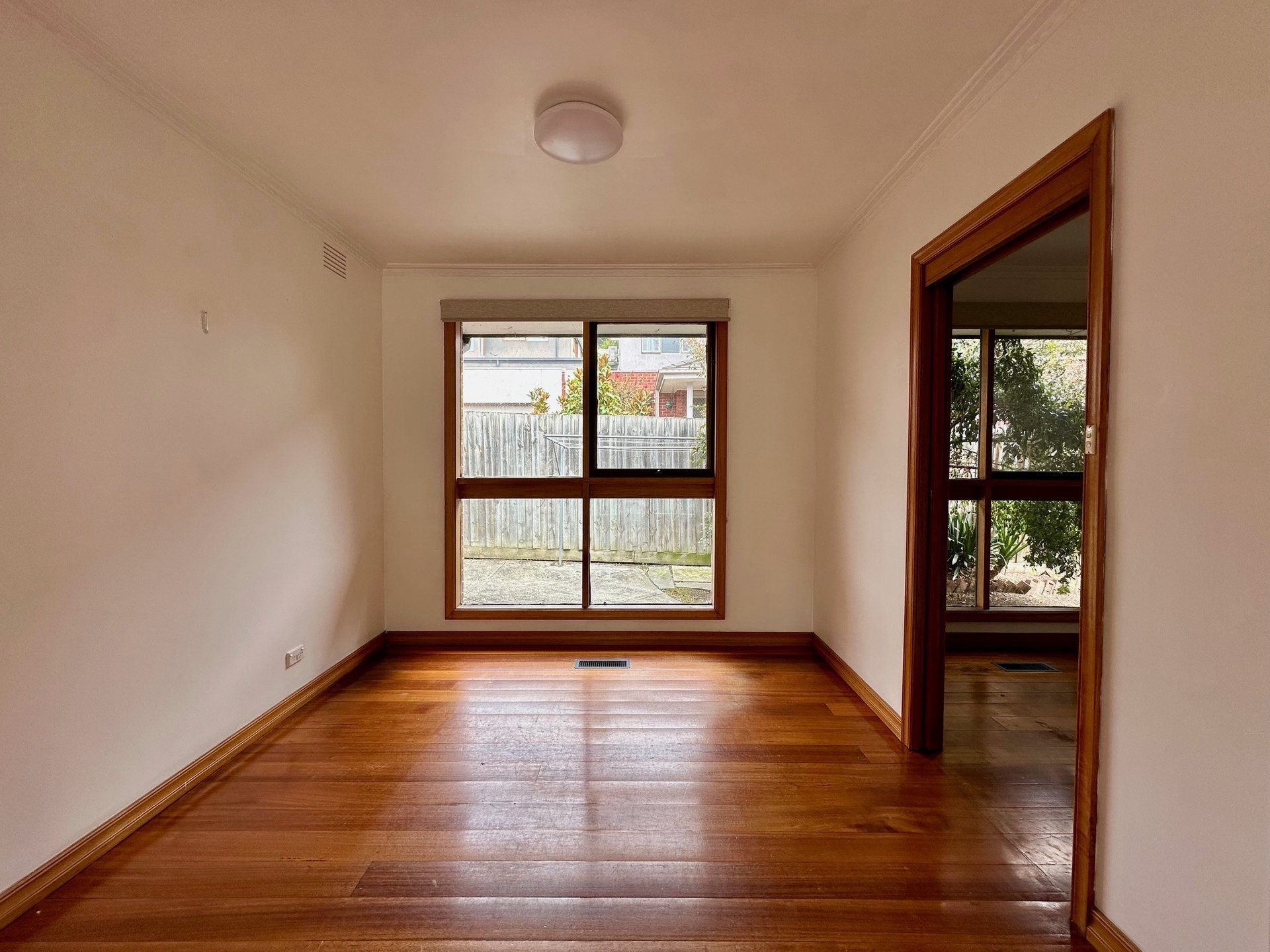 Property Gallery Thumbnail 4