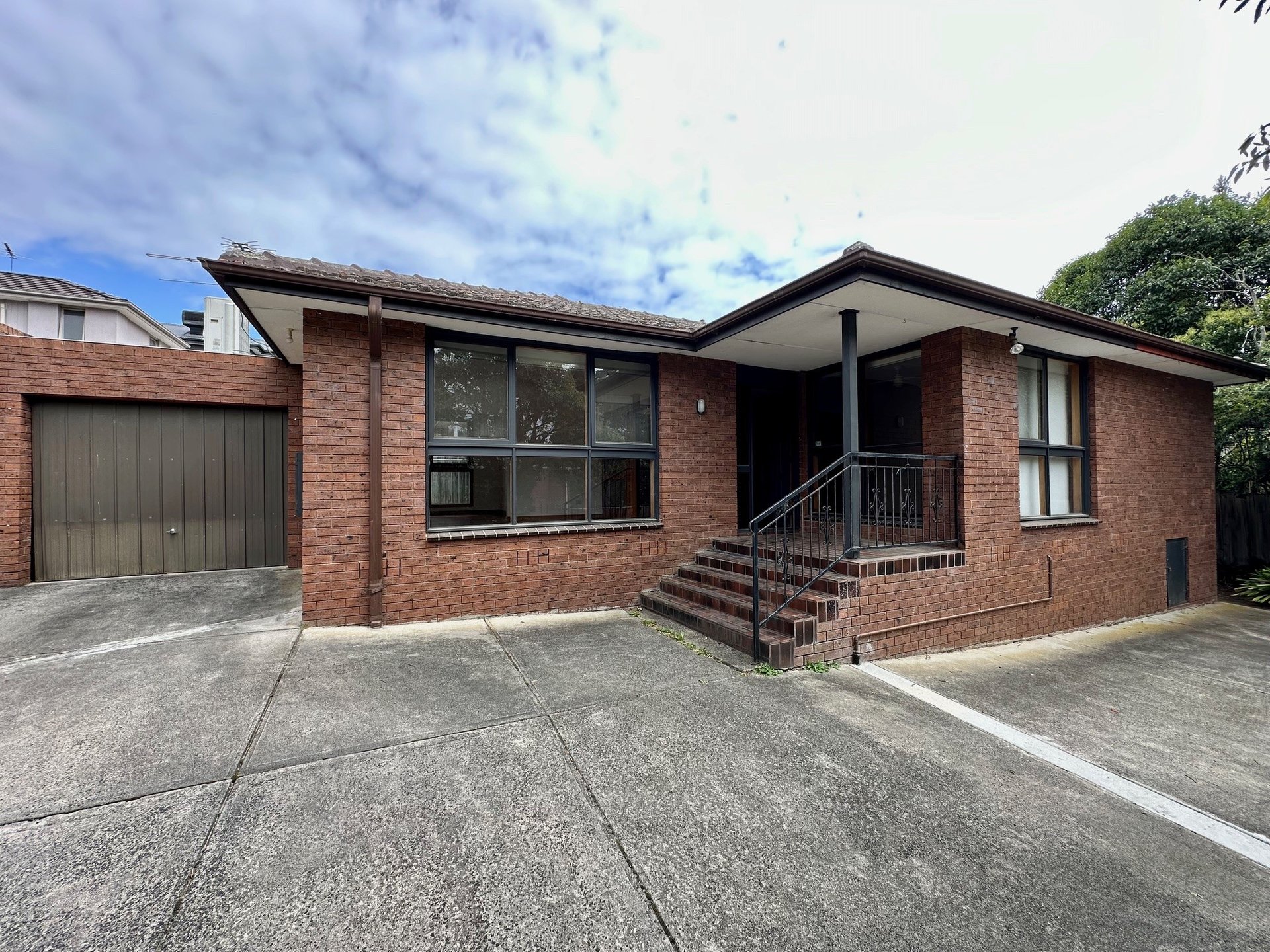 Property Gallery - Main Image