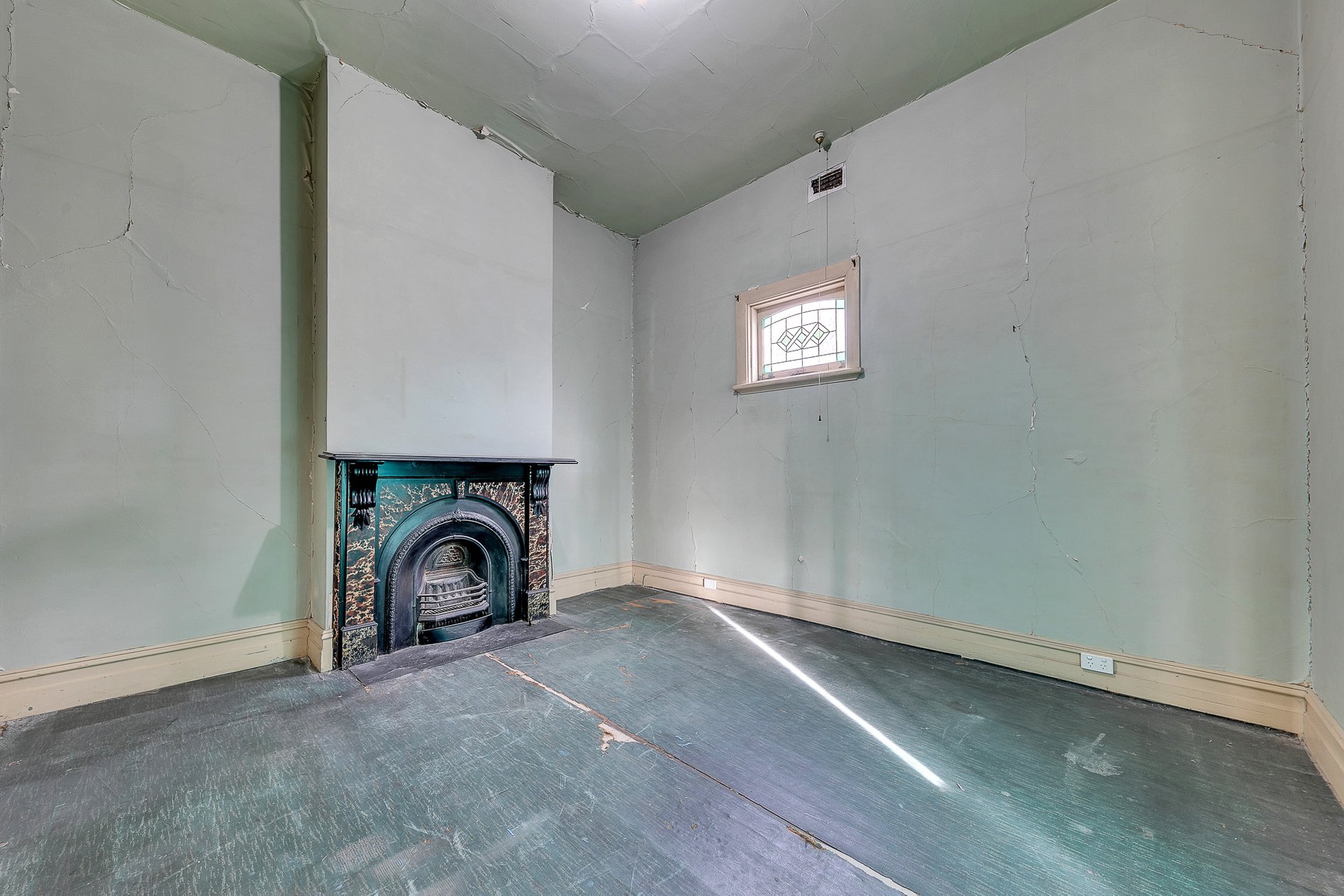 27 Villamanta Street, Geelong West image 3