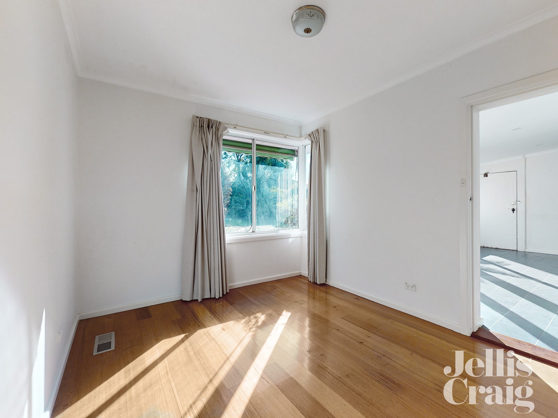 27 Vivianne Avenue, Mont&nbsp;Albert&nbsp;North image 8