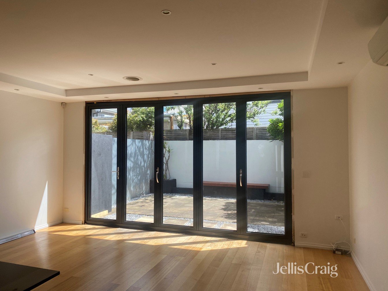 27 Warne Street, Brunswick image 1