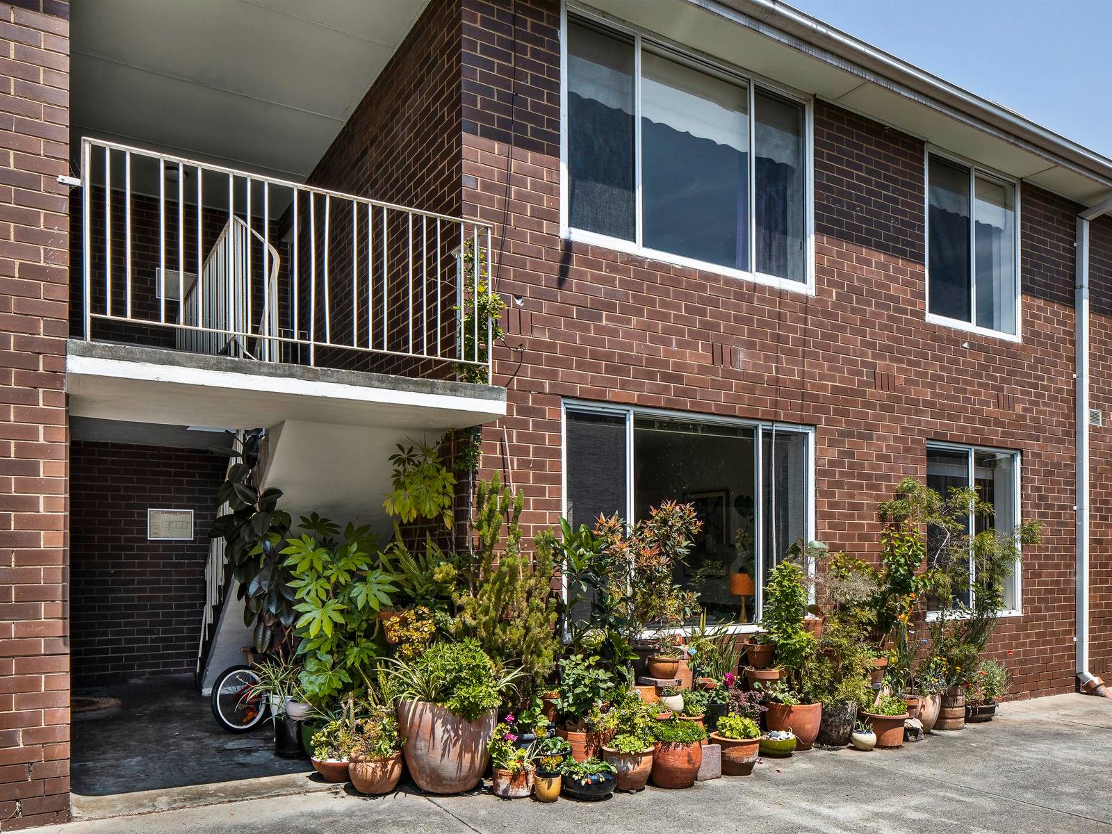 2/7 Wastell Street, Northcote image 2