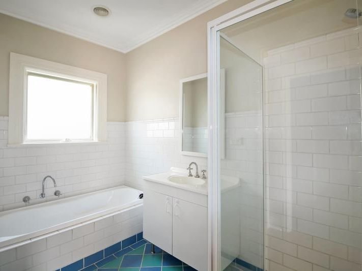 27 Weller Street, Geelong&nbsp;West image 5